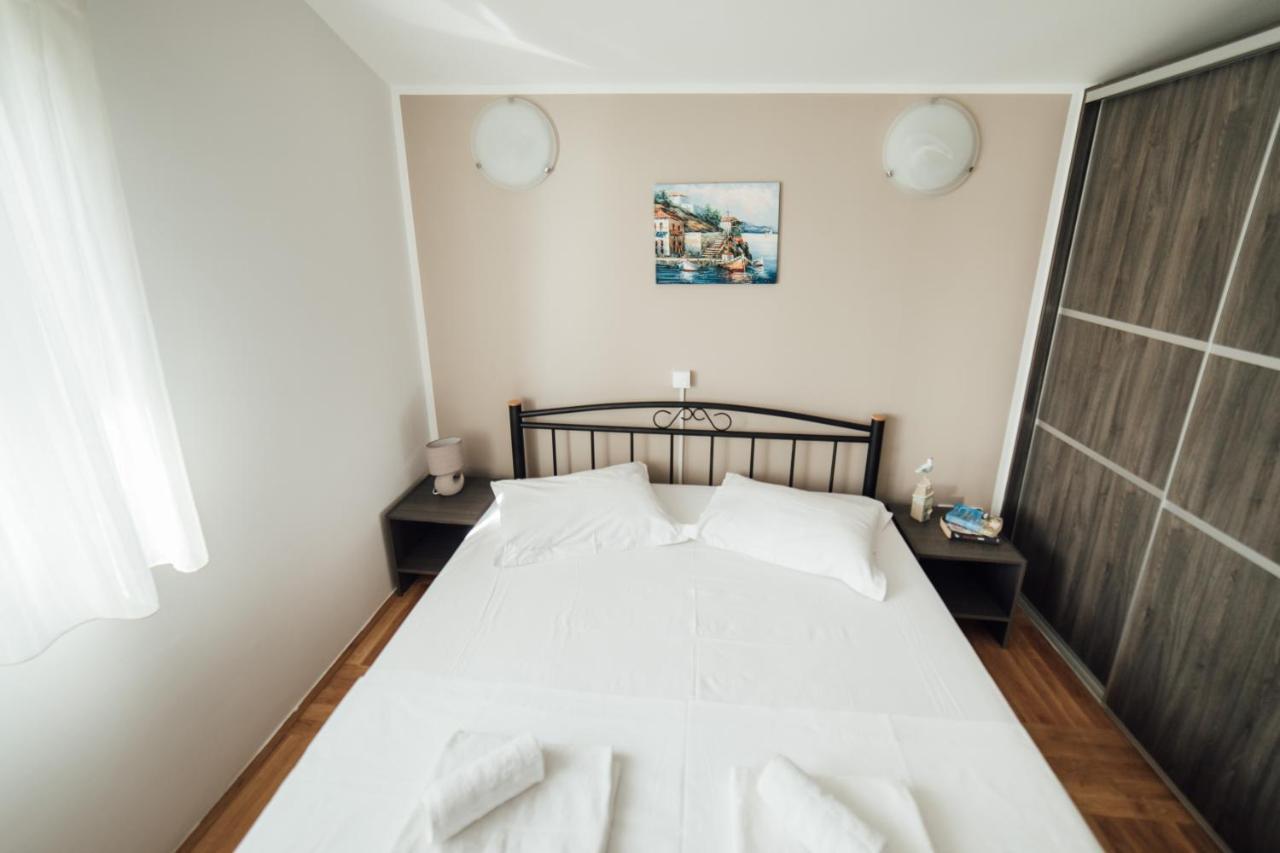Villa Lidija Omiš Екстериор снимка