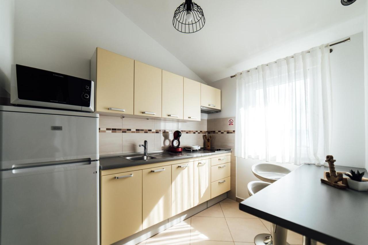Villa Lidija Omiš Екстериор снимка