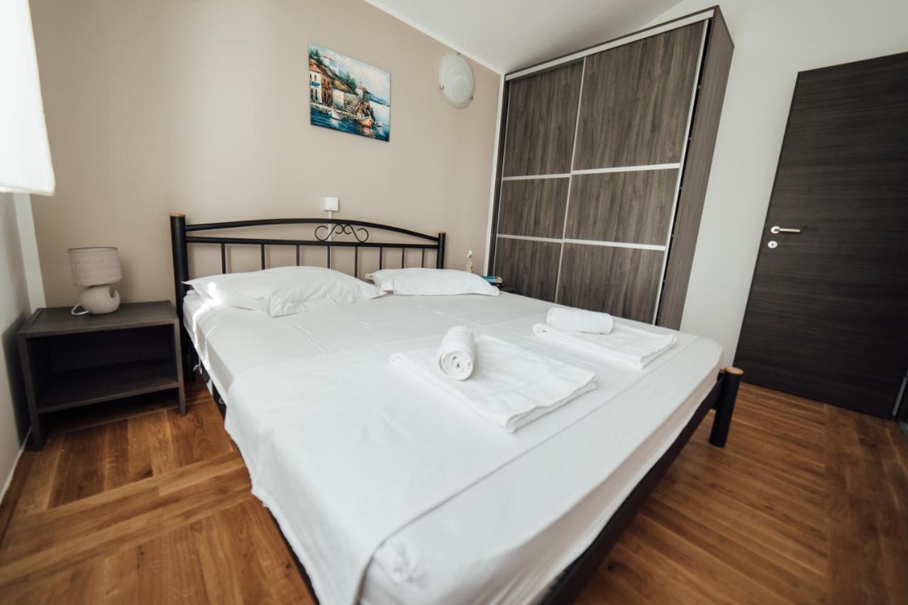 Villa Lidija Omiš Екстериор снимка